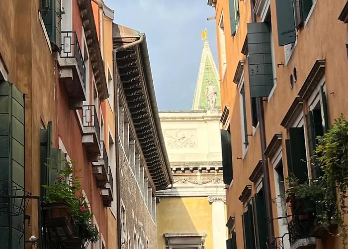 Vibes San Marco